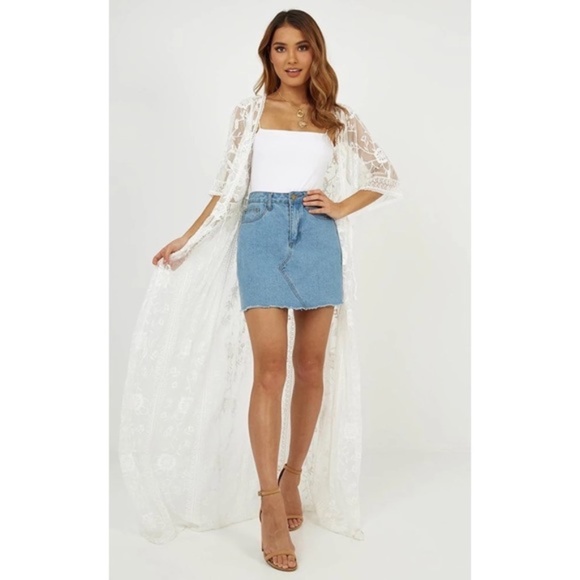 SOLD OUT Boho Floral Embroidered Lace Kimono Duster Wrap - Picture 2 of 10